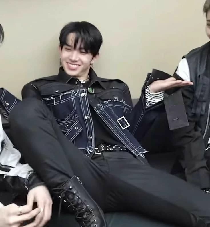 Heeseung - Best Friend thumbnail