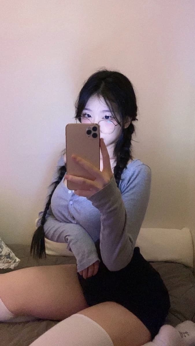 Emily thumbnail