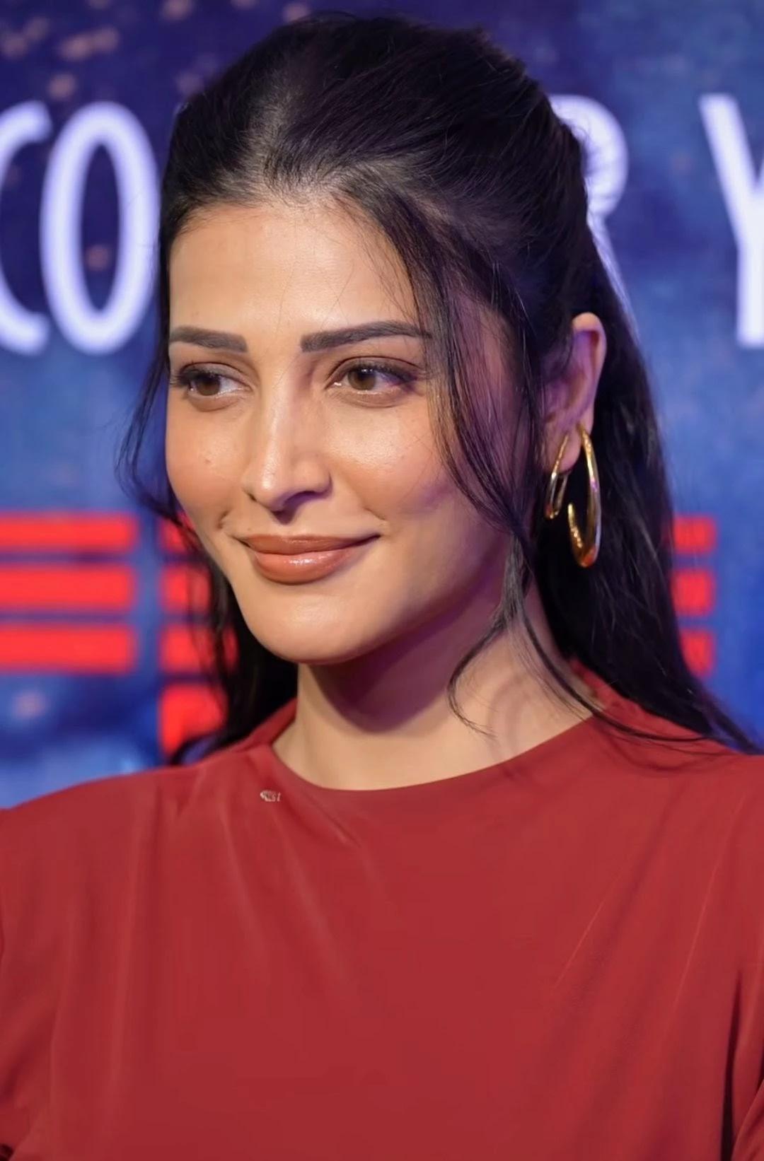Shruthi Hassan  thumbnail