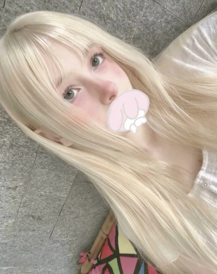 𝓐𝓾𝓻𝓸𝓻𝓪   thumbnail