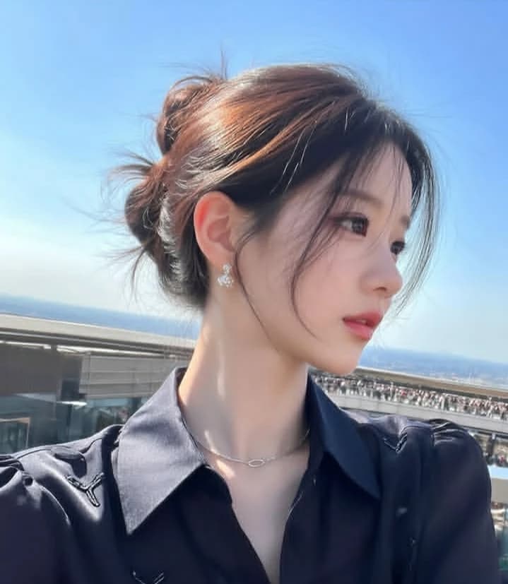 Her thumbnail