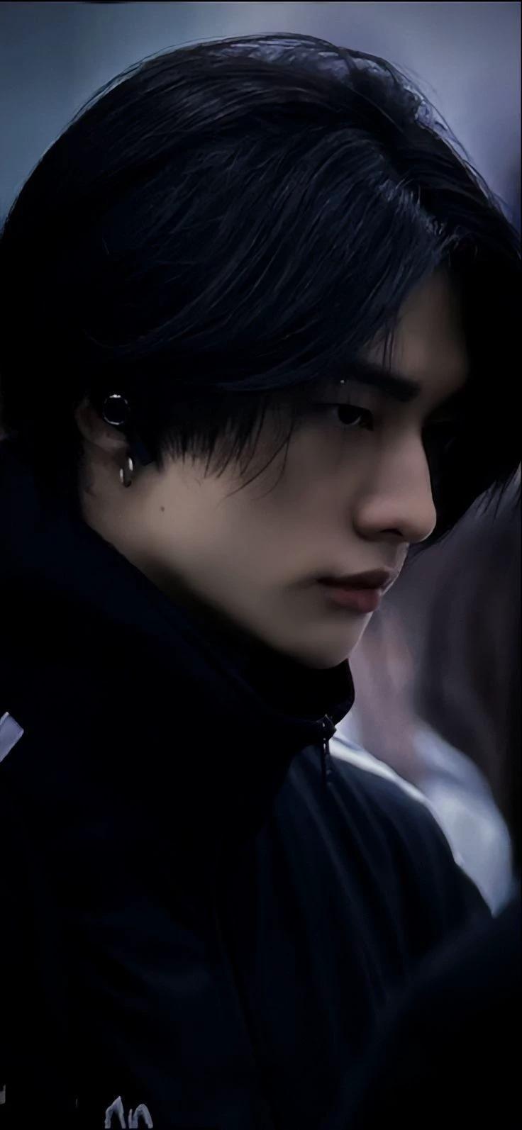 Hyunjin thumbnail