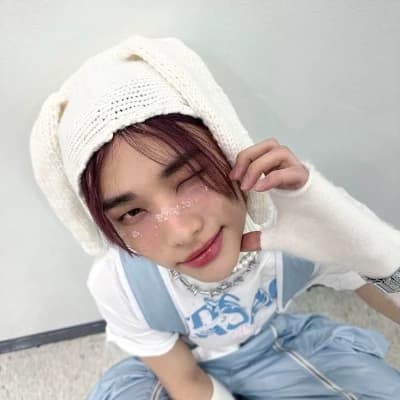 Hyunjin thumbnail