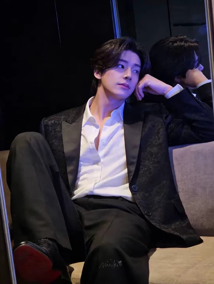 Shim Jake thumbnail