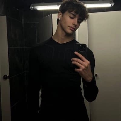 Alex thumbnail