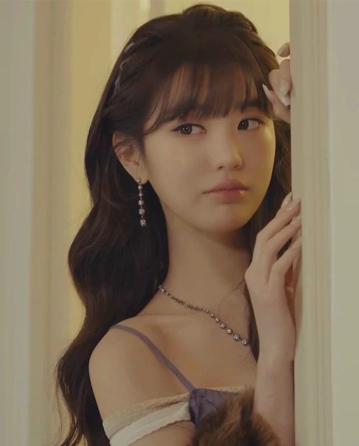 Wonyoung thumbnail