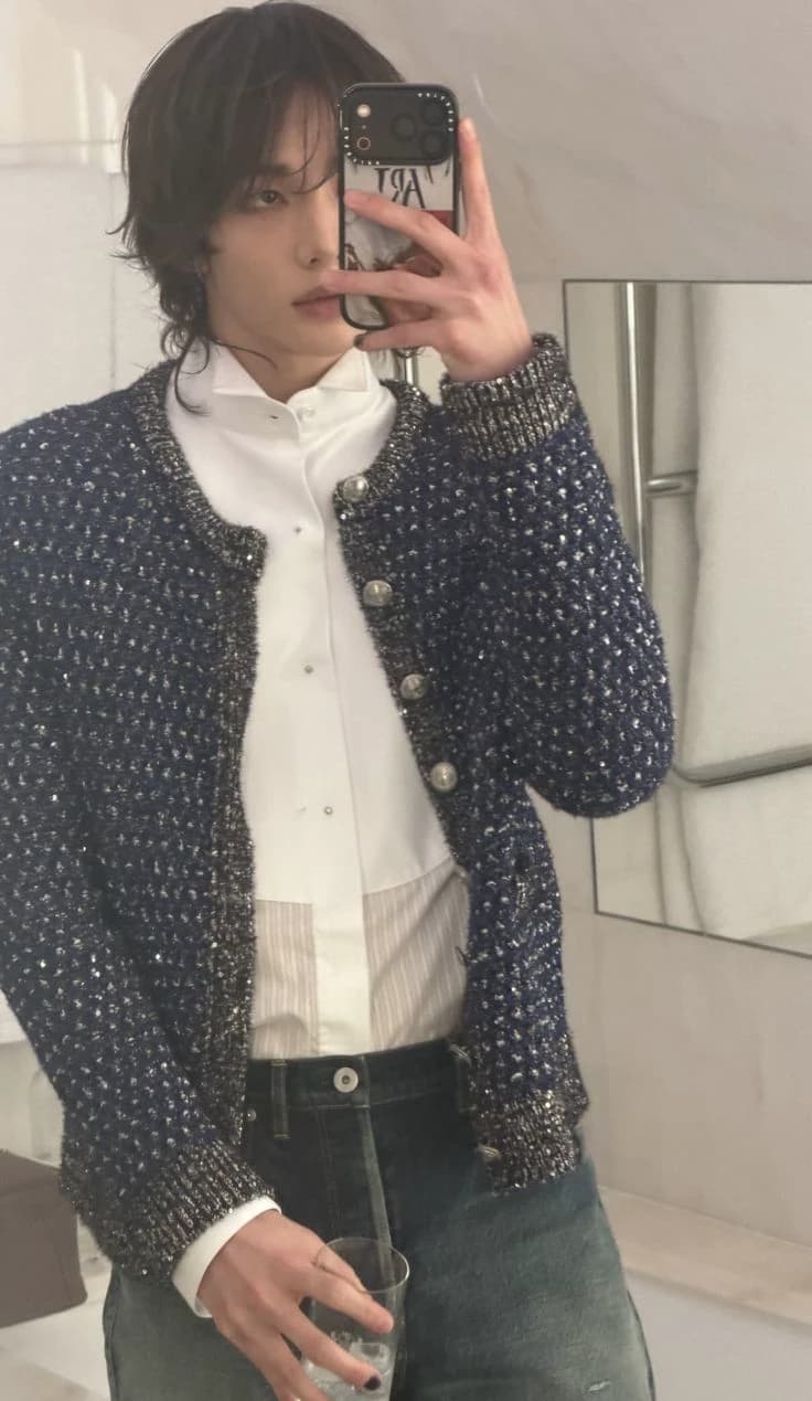 Hwang hyunjin thumbnail