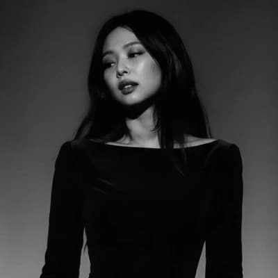 Jennie thumbnail