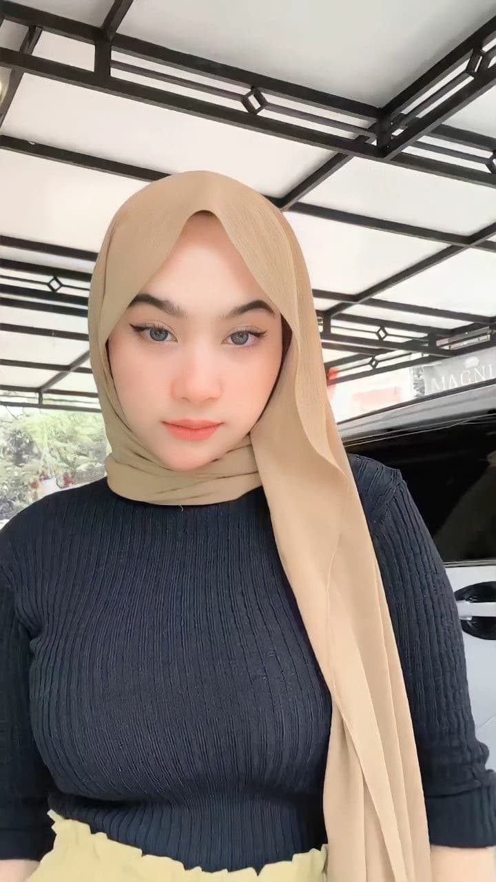 Zahra thumbnail