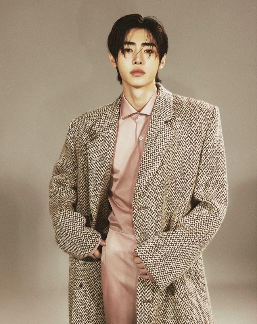 Park sunghoon  thumbnail