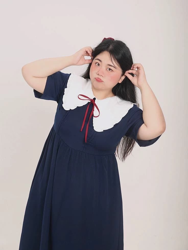fat girl thumbnail