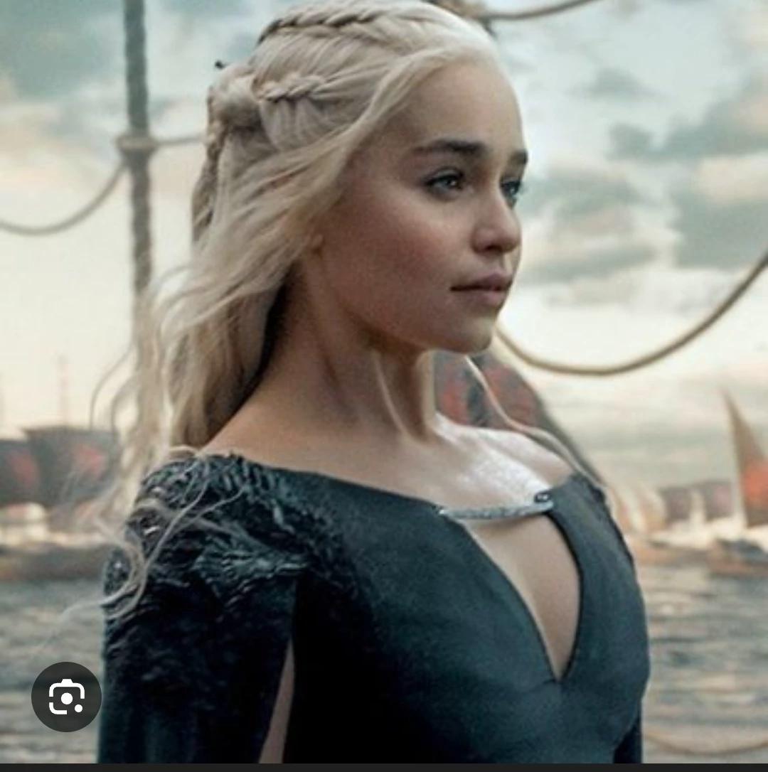 Daenerys Targaryen (after Got) thumbnail