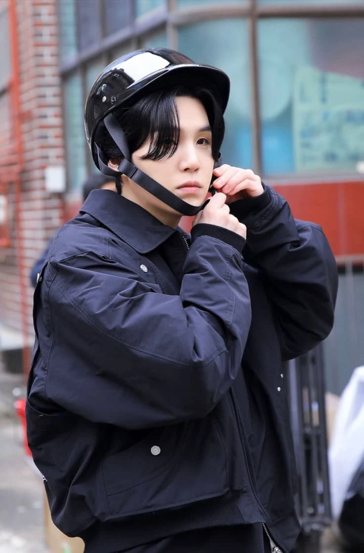 Min YoonGi thumbnail