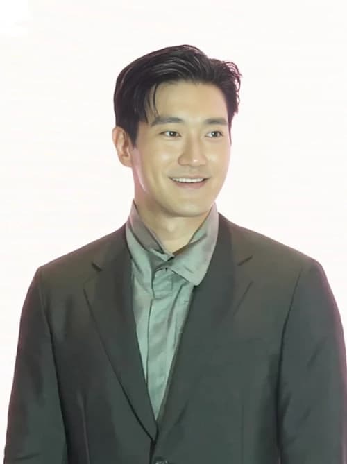 Choi Siwon thumbnail
