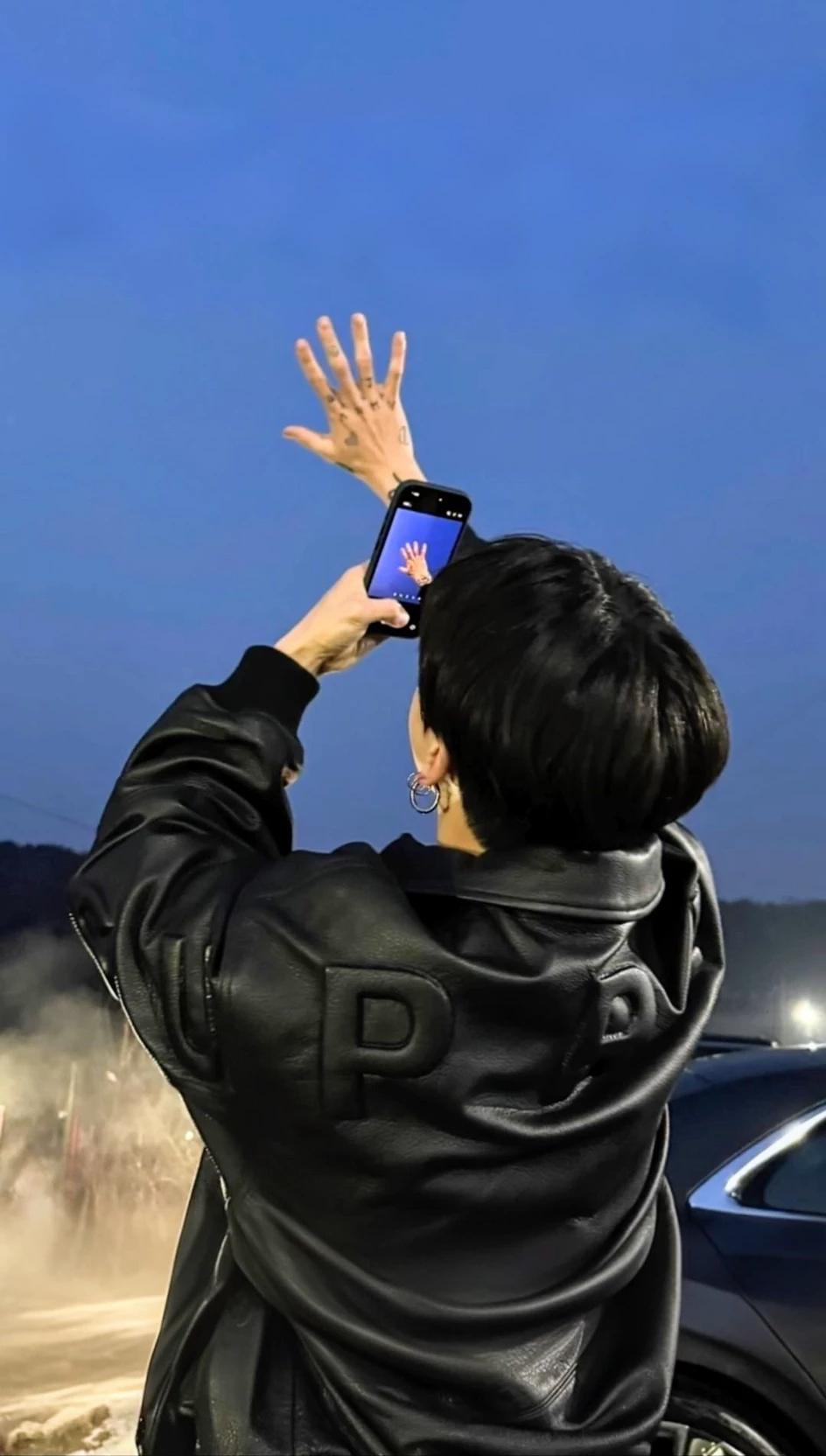 Jeon Jungkook thumbnail