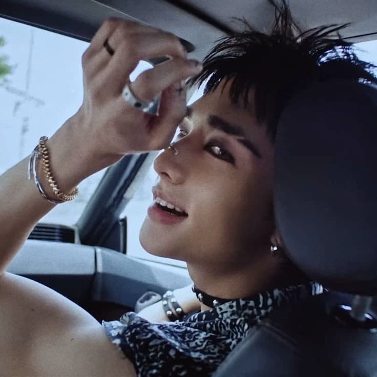 BL- Hyunjin (Hyunlix) thumbnail