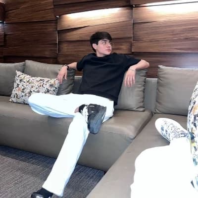 Jose Estrada (Josestrd) thumbnail