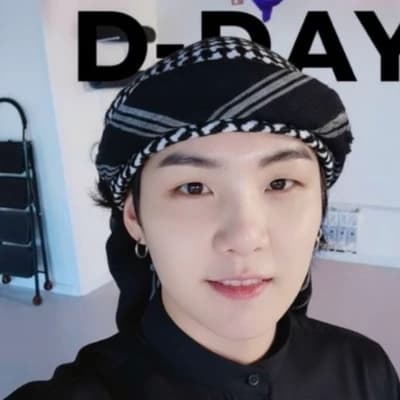 Yusra and yoongi  thumbnail