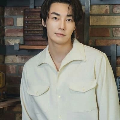 Kim YoungKwang thumbnail