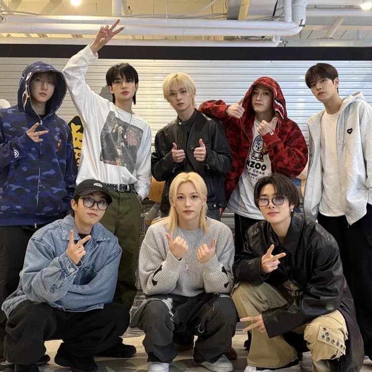 Straykids thumbnail