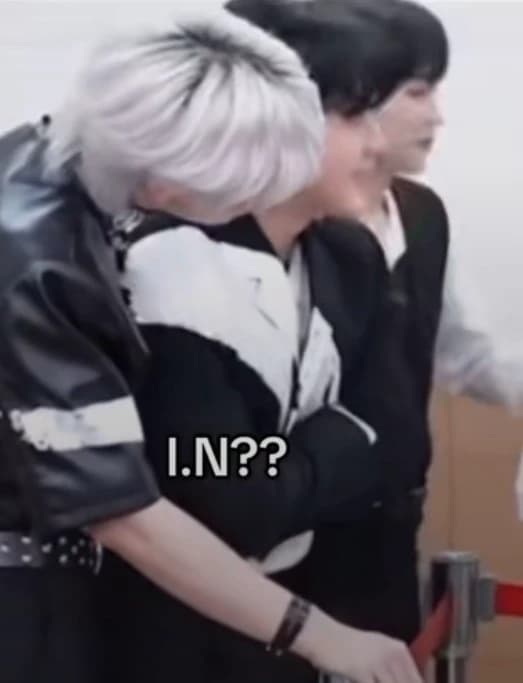 Jeongbin - Jeongin & Changbin thumbnail