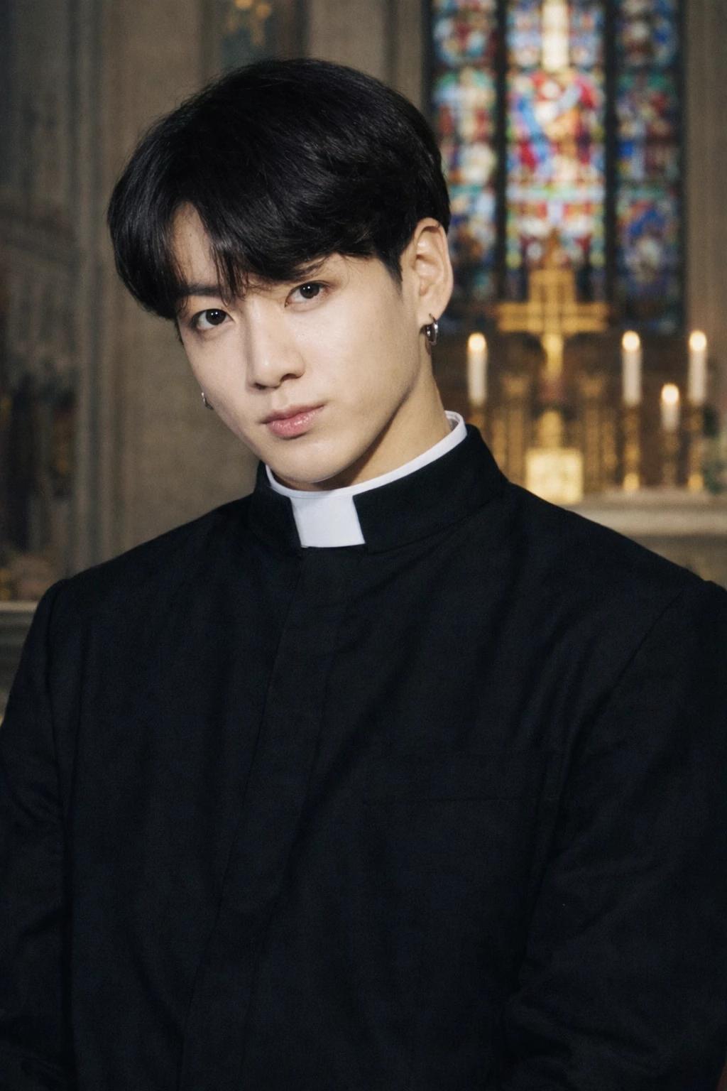 Jungkook⛪ thumbnail