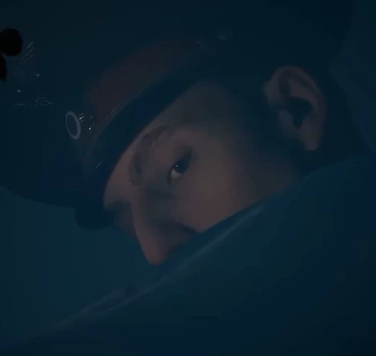 Giant Policeman thumbnail