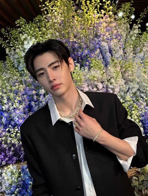 Park sunghoon  thumbnail