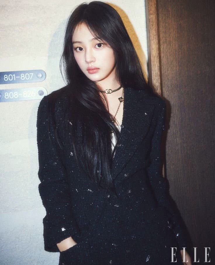 Kim Minji - Vampire (GL) thumbnail