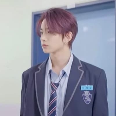 Lee Heeseung (HEEJAKE) GAY -Jakeyz 🌟- thumbnail