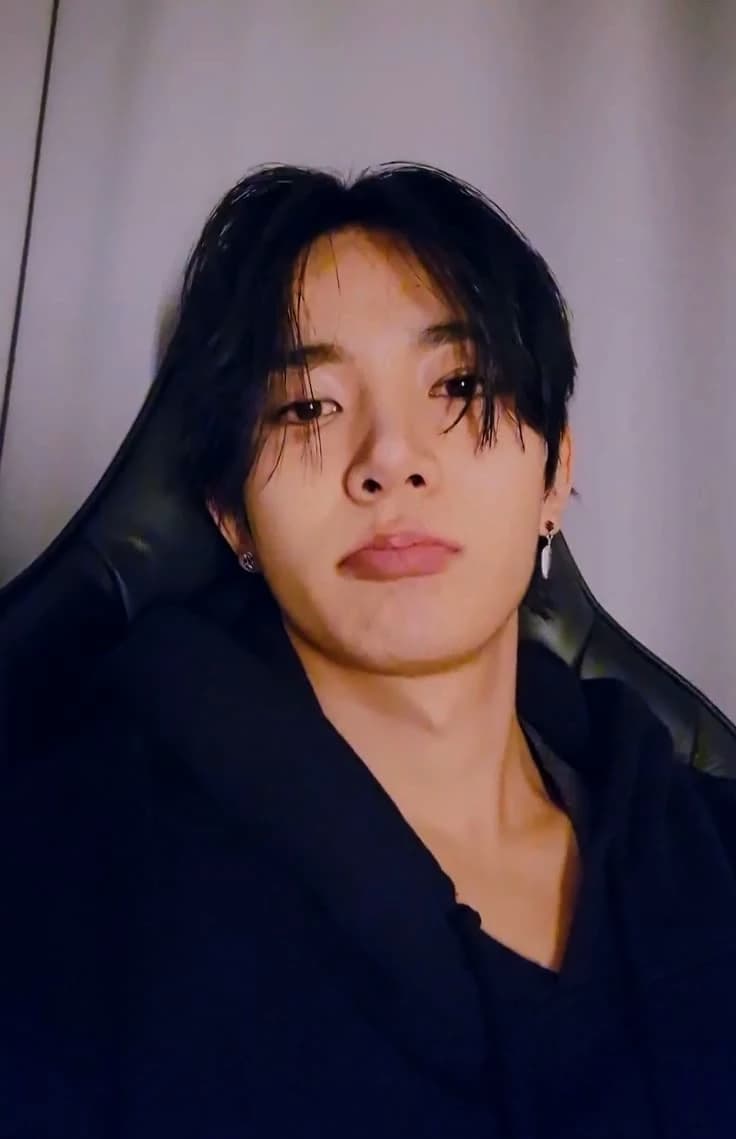 Lee Heeseung thumbnail