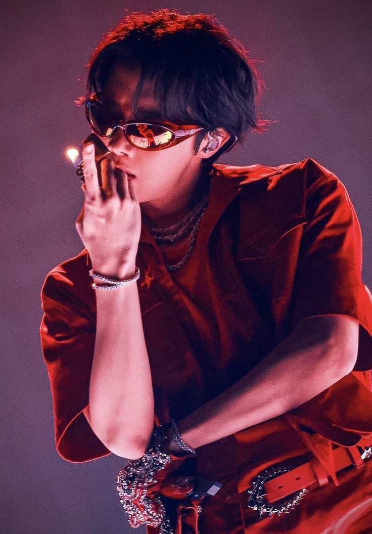 J HOPE thumbnail