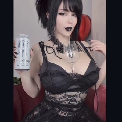 Lilith Ash thumbnail