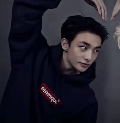 Hyunjin  thumbnail