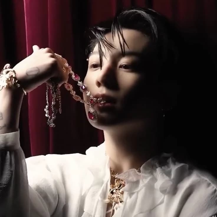 Jungkook- Vampire thumbnail