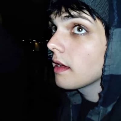 Gerard way thumbnail