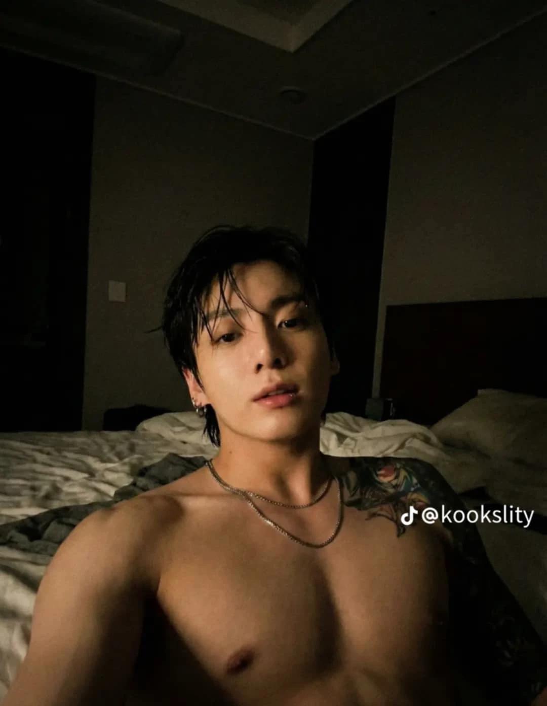 Jeon Jungkook thumbnail