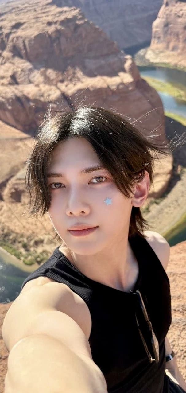 Yeosang  thumbnail