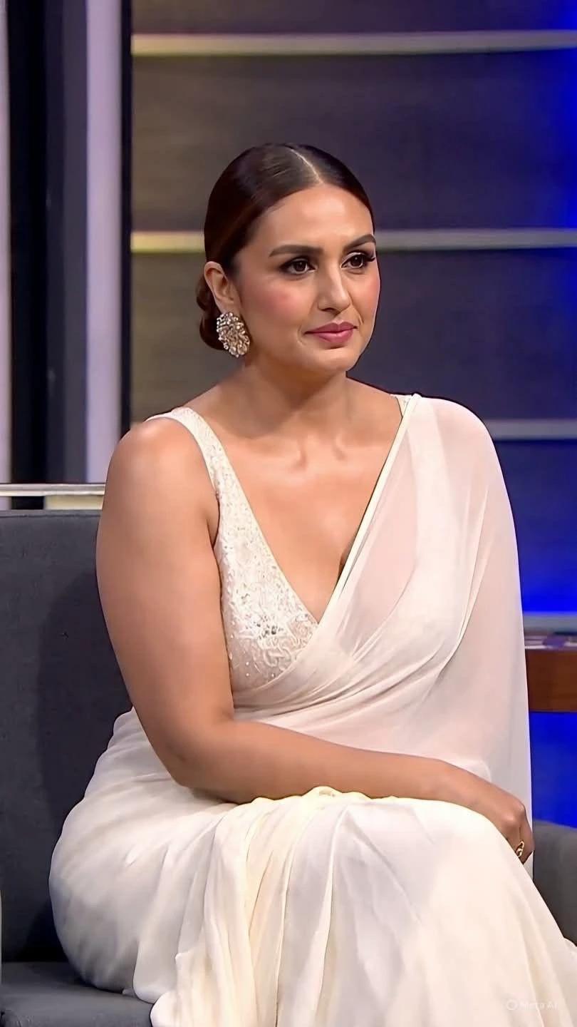 Huma Qureshi  thumbnail