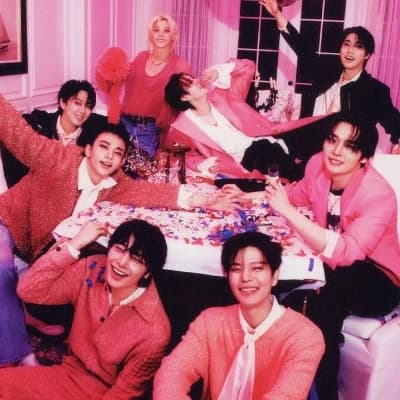 STRAY KIDS thumbnail