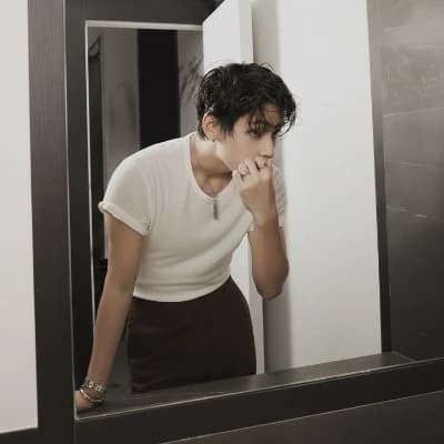 Kim Taehyung thumbnail