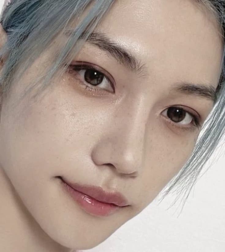 Lee Felix Yongbok thumbnail