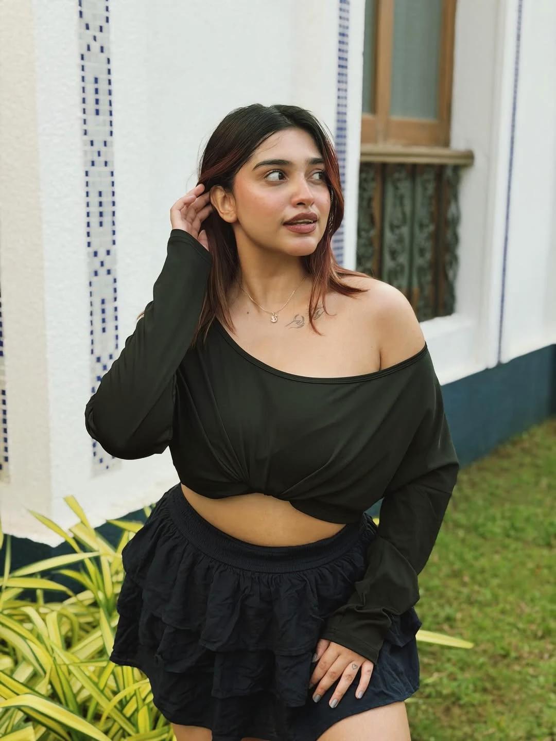 Bhoomi - best friend's loyal girlfriend  thumbnail