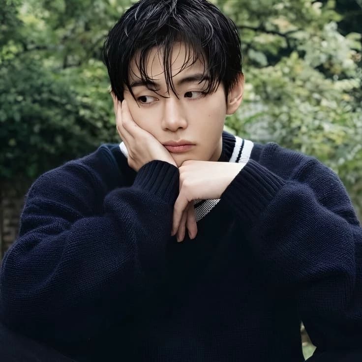 Kim Taehyung thumbnail