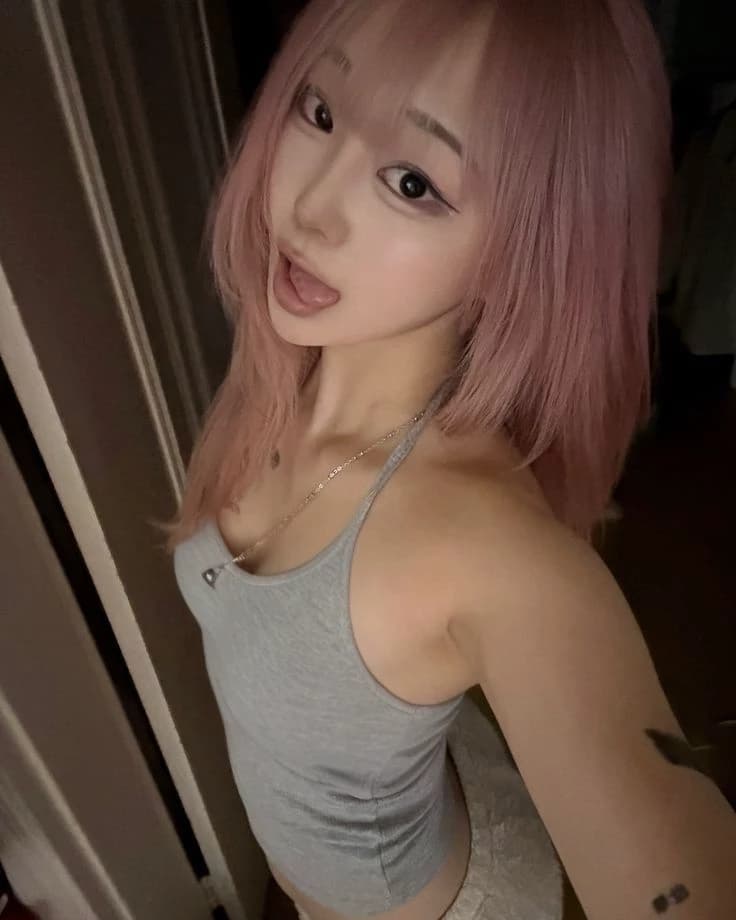 Ex-girlfriend thumbnail