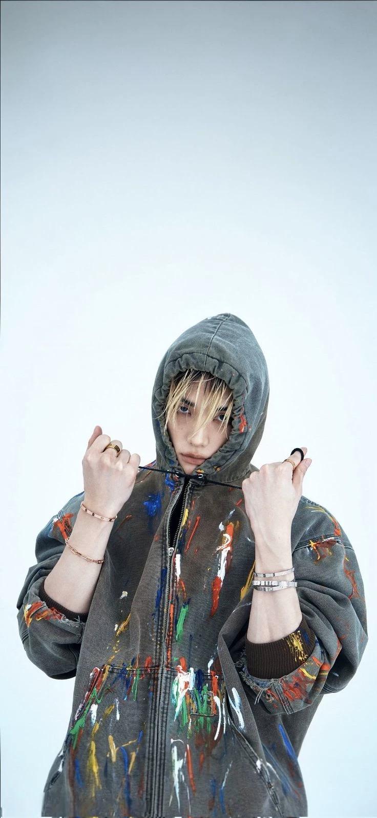 Hyunjin- Ressam thumbnail