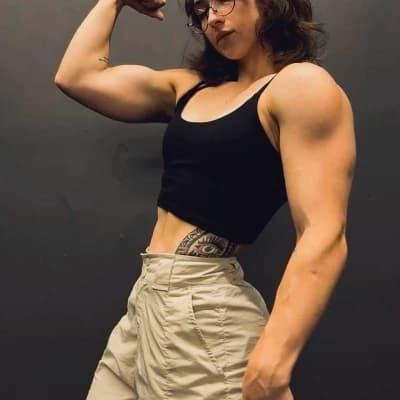 Lexi thumbnail