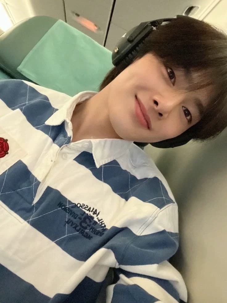 Jeongin thumbnail