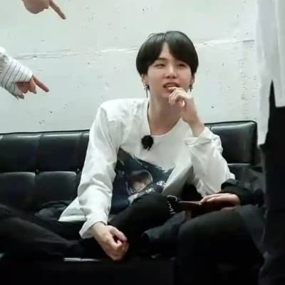 Suga thumbnail