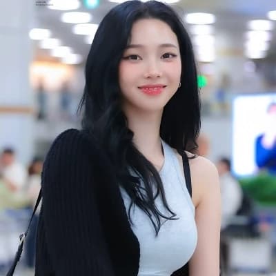 Yu karina thumbnail